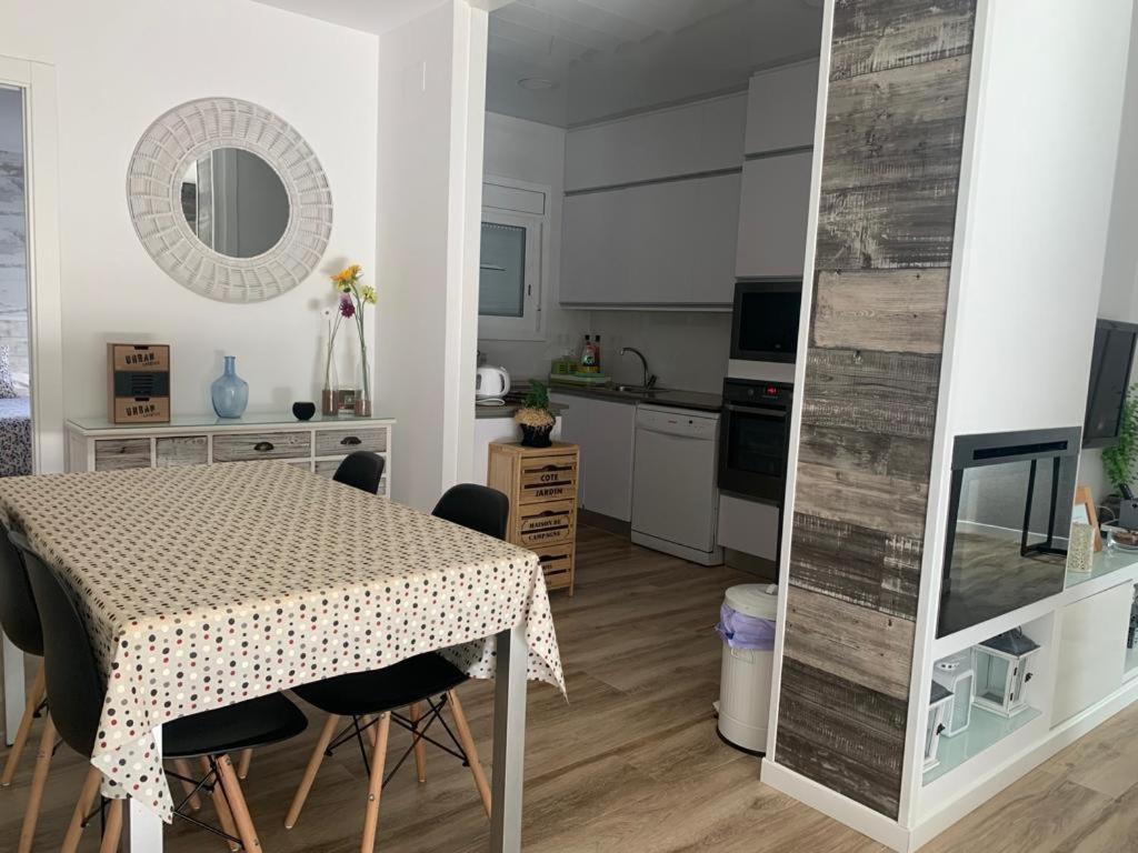 Lovely House Near The Beach Calafell Extérieur photo