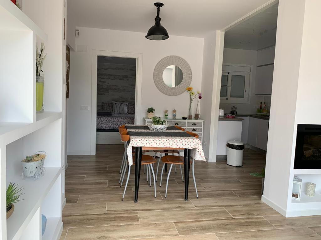 Lovely House Near The Beach Calafell Extérieur photo